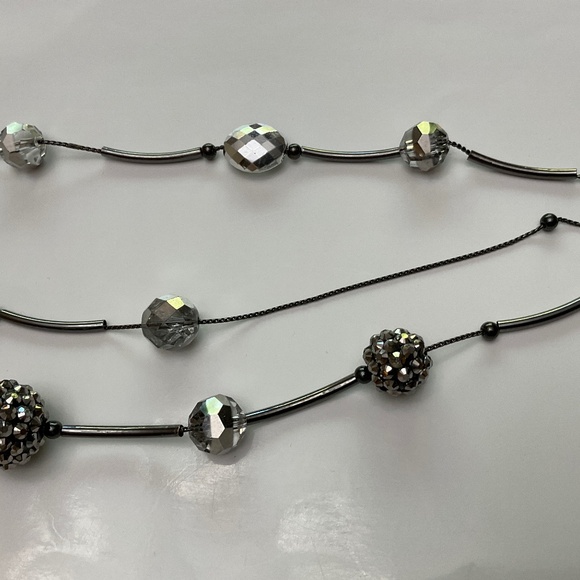 Multi Strand Necklace Earrings Set with Silver Tone and Faceted Beads - Picture 4 of 10